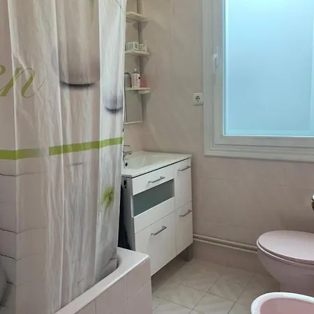 Apartament Piso Centrico En Irun Zewnętrze zdjęcie